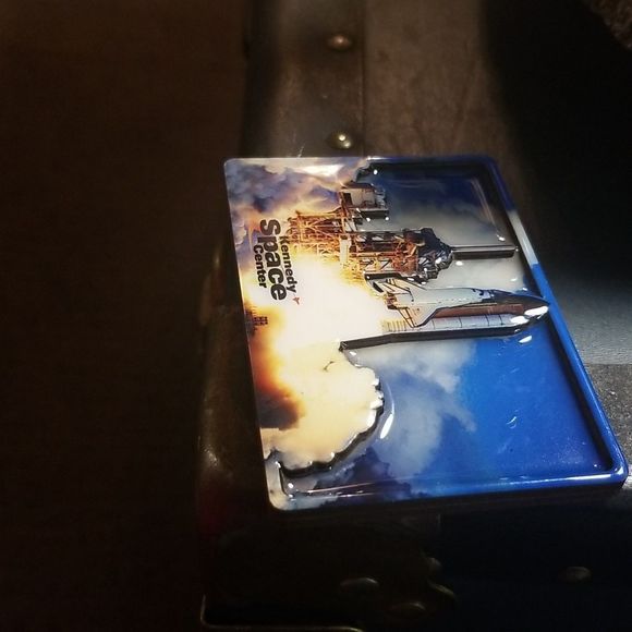 Kennedy Space Center Magnet For Refrigerator or Trinket Tray New 3.5" X 2.5" - Picture 2 of 6